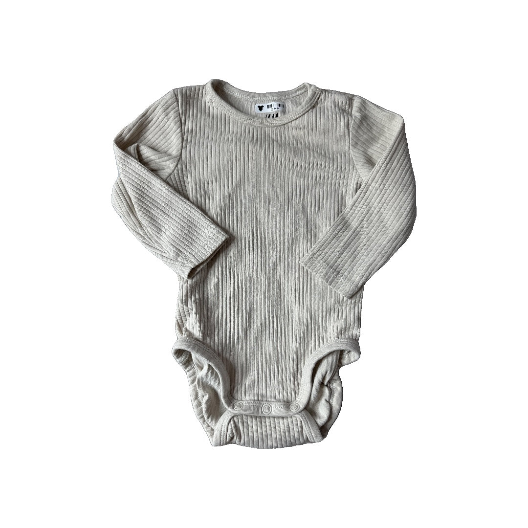 H&M Boys Tan Onesie Size: 6 months Tan