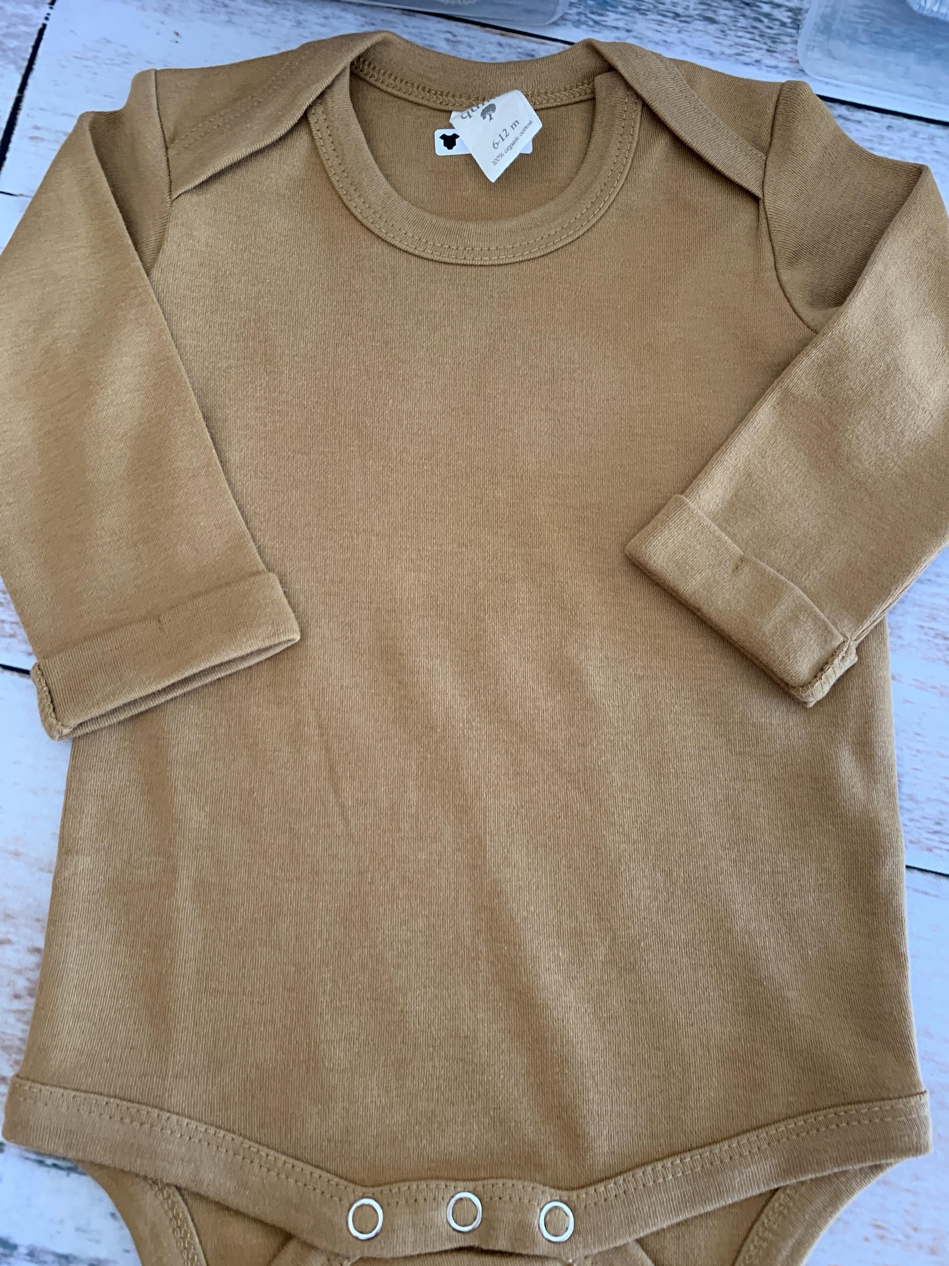 Kate Quinn Girls Tan Onesie Size: 6-12 months Tan