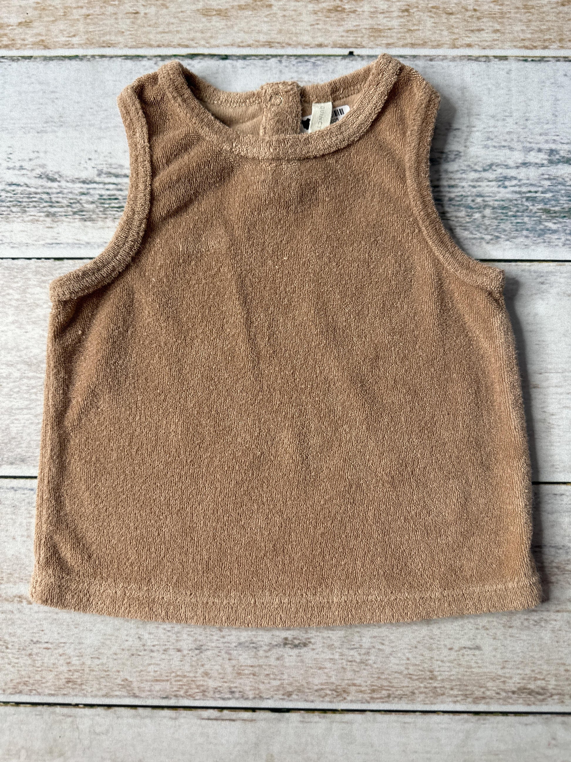 Quincy Mae Unisex Tan Tank Top Size: 6-12 months Tan