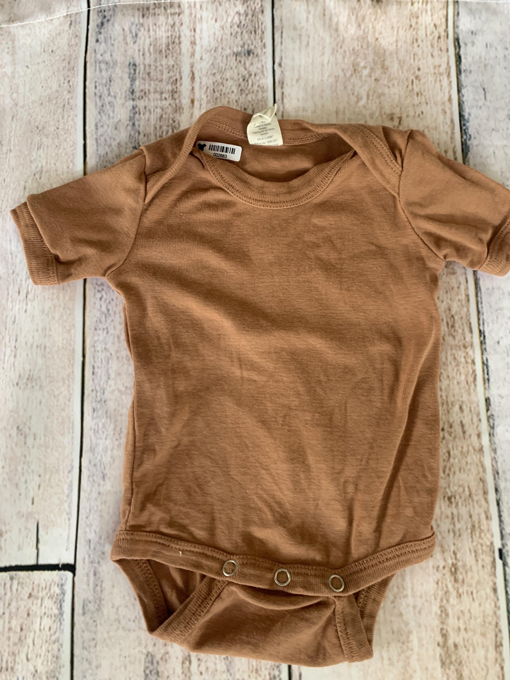 Kate Quinn Unisex Tan Onesie Size: 0-3 months Tan