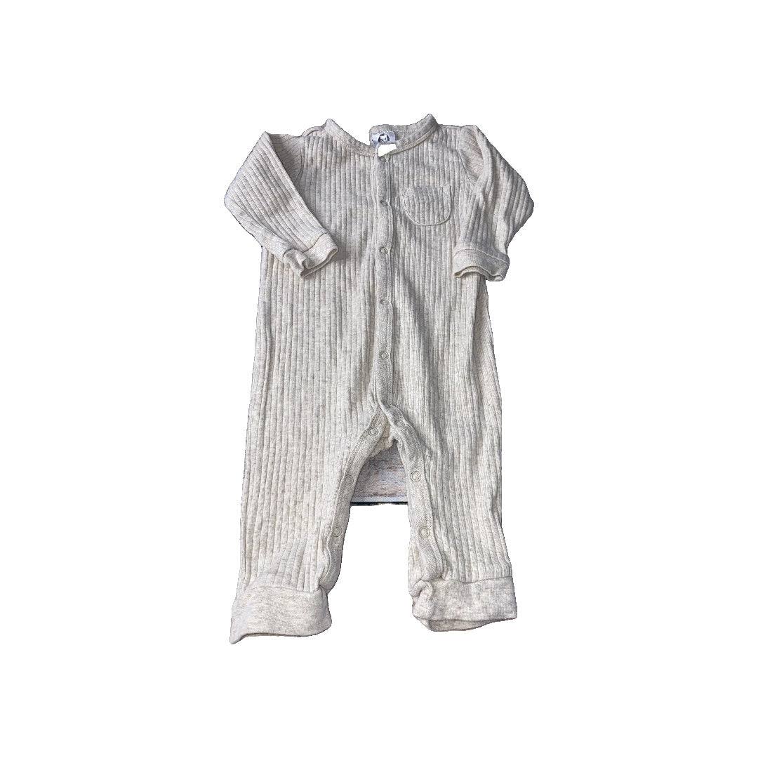 Gerber organic Boys Tan Long Sleeve Outfit Size: 3-6 months Tan