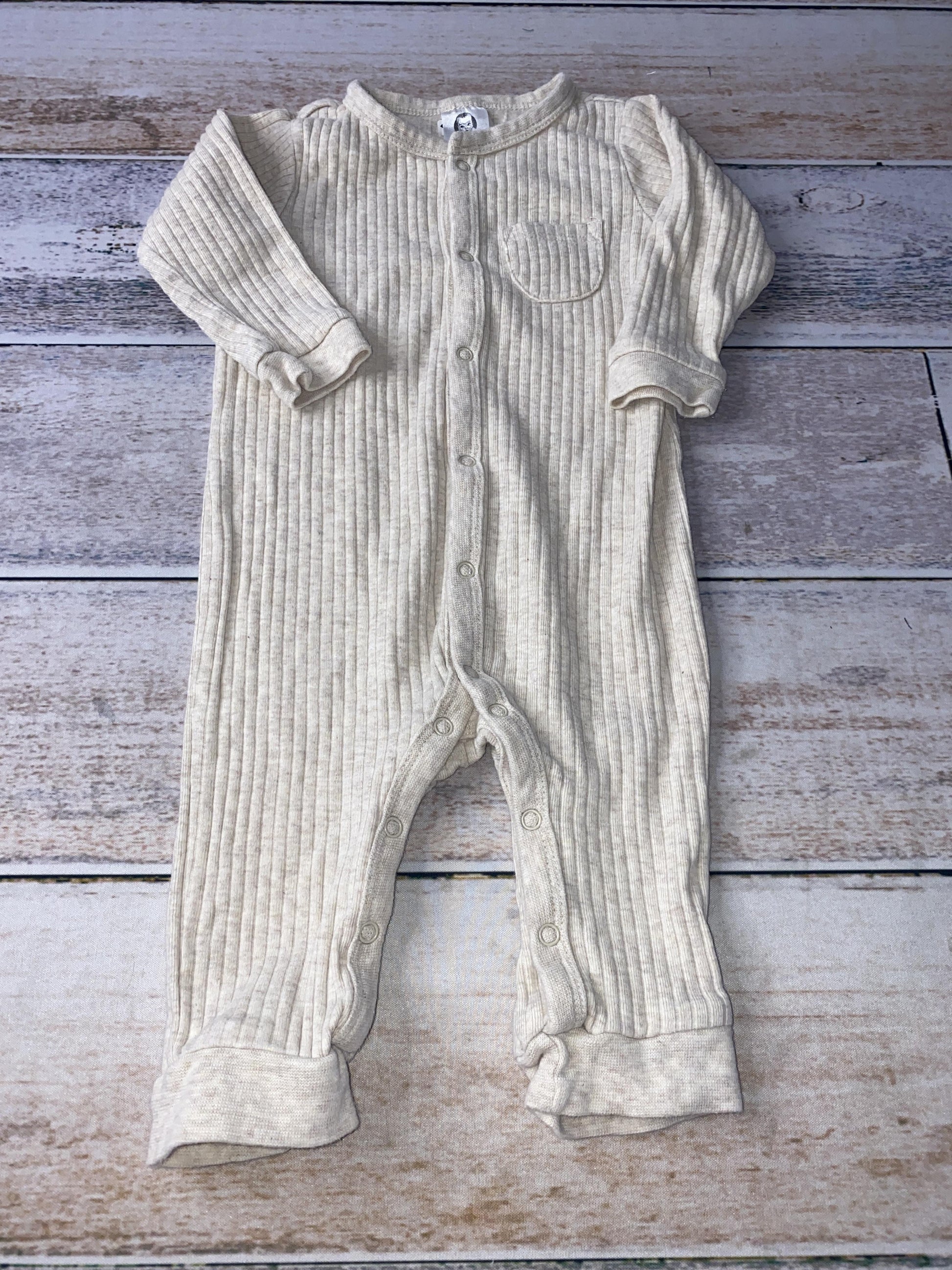Gerber organic Boys Tan Long Sleeve Outfit Size: 3-6 months Tan