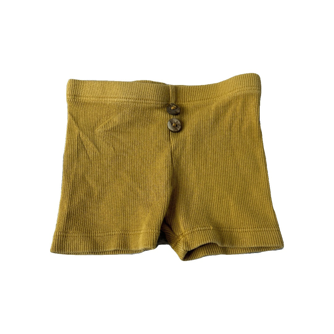 Unisex Tan Shorts Size: 3-6 months Tan