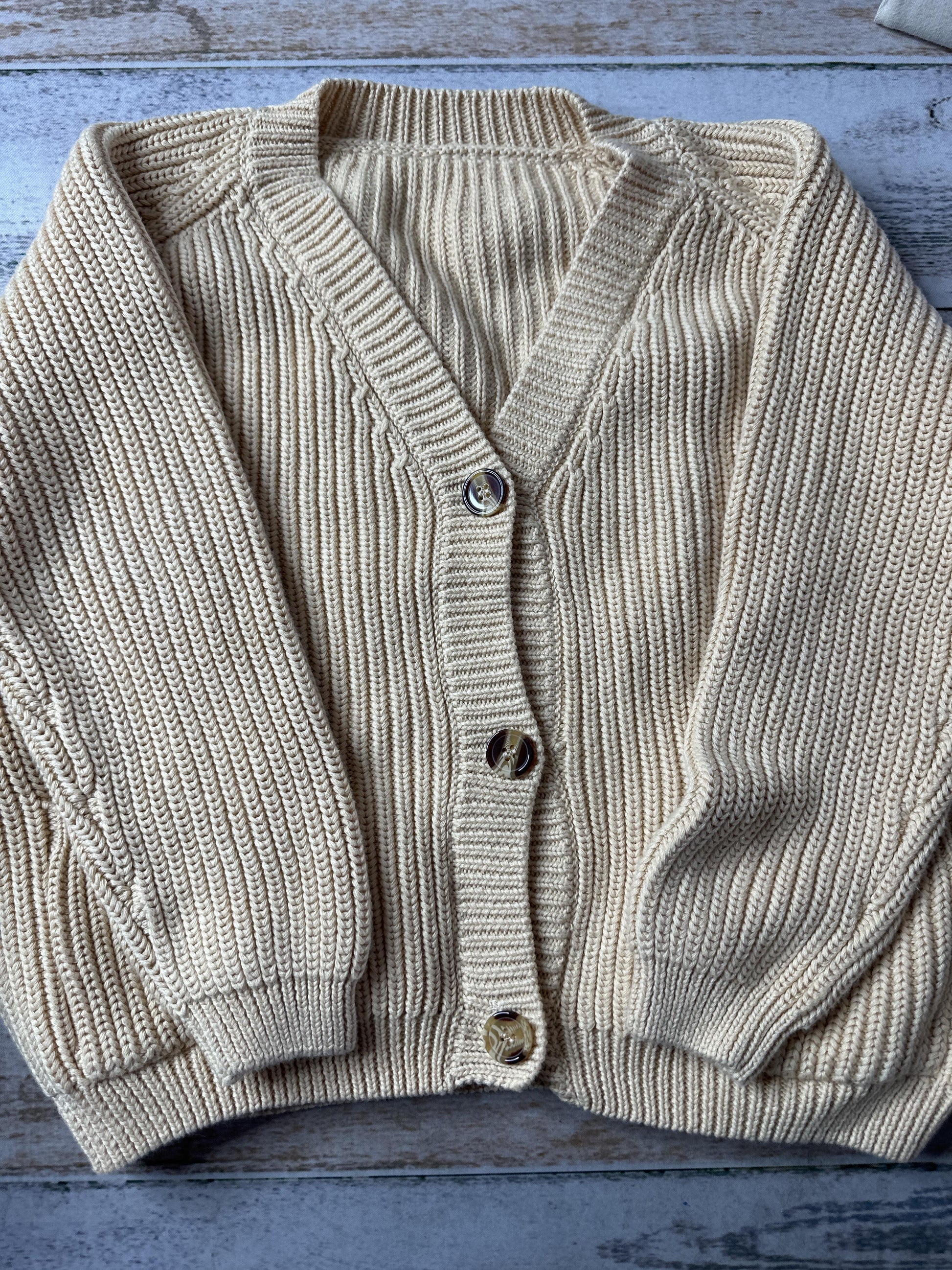 Unknown Unisex Tan Sweater Size: 4T Tan