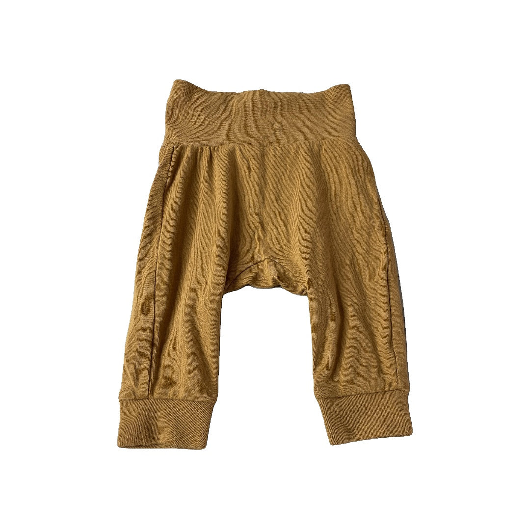 H&M Unisex Tan Pants Size: 0-3 months Tan