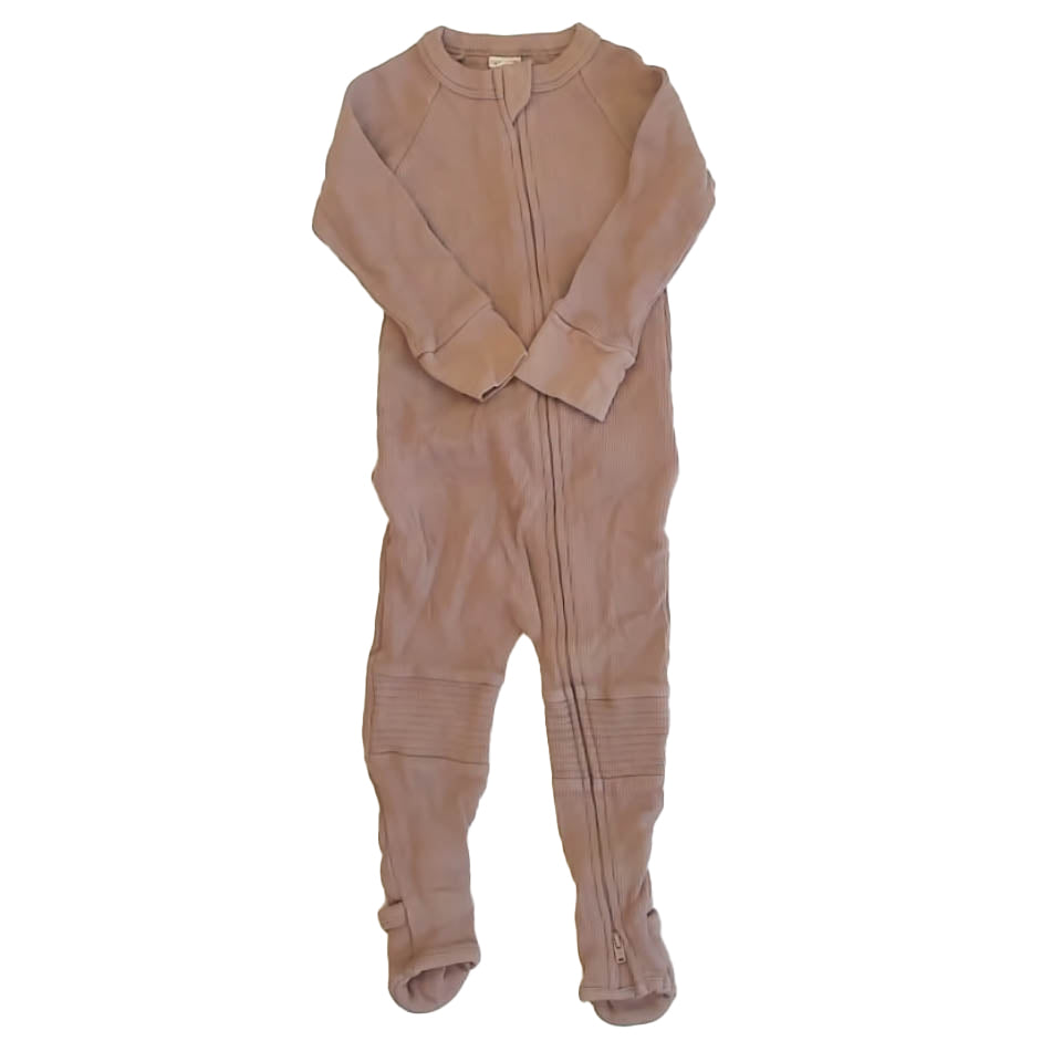 Goumi Boys Tan 1-piece Non-footed Pajamas Size: 18-24 Months Tan