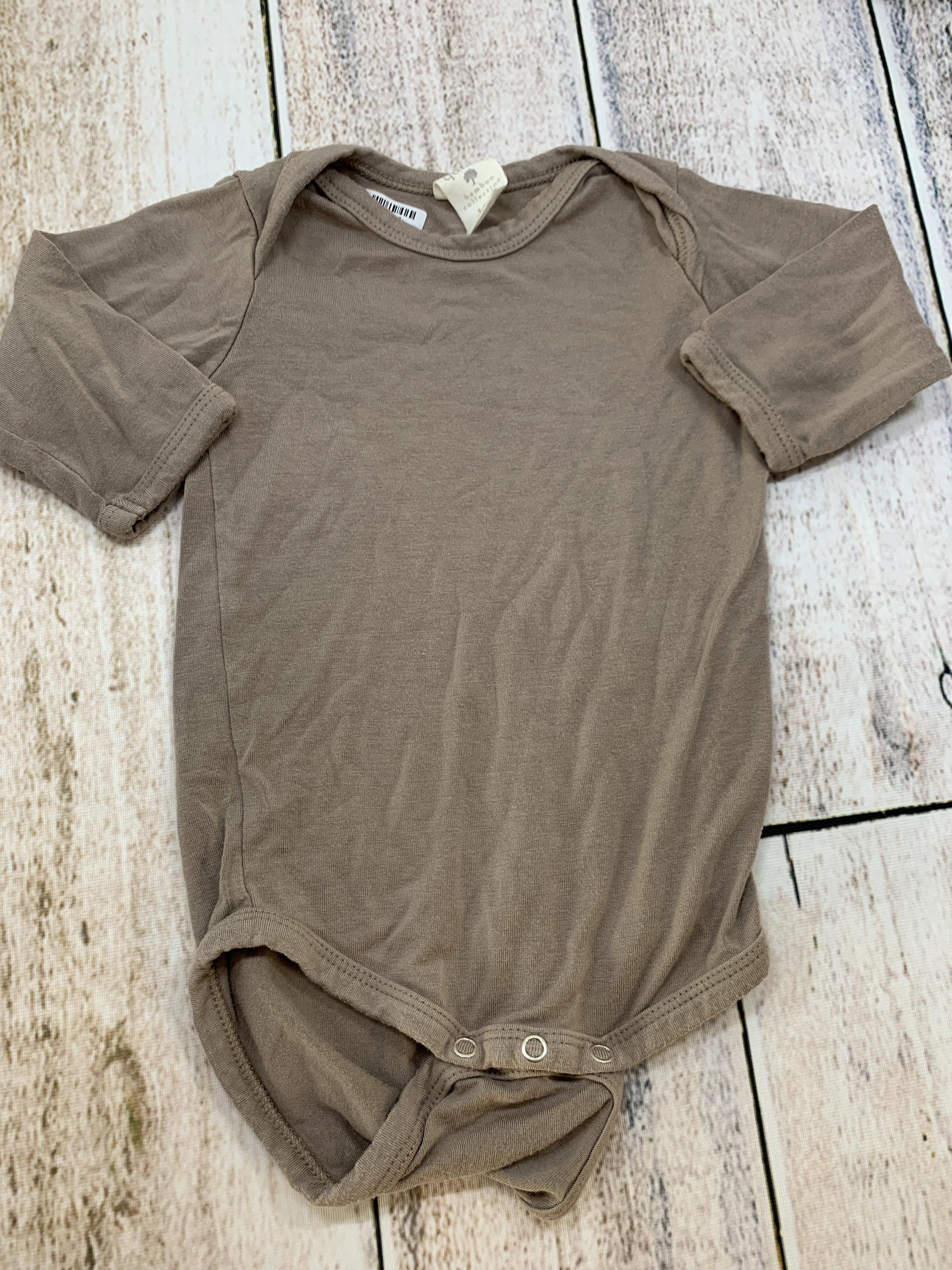 Kate Quinn Unisex Tan Onesie Size: 3-6 months Tan