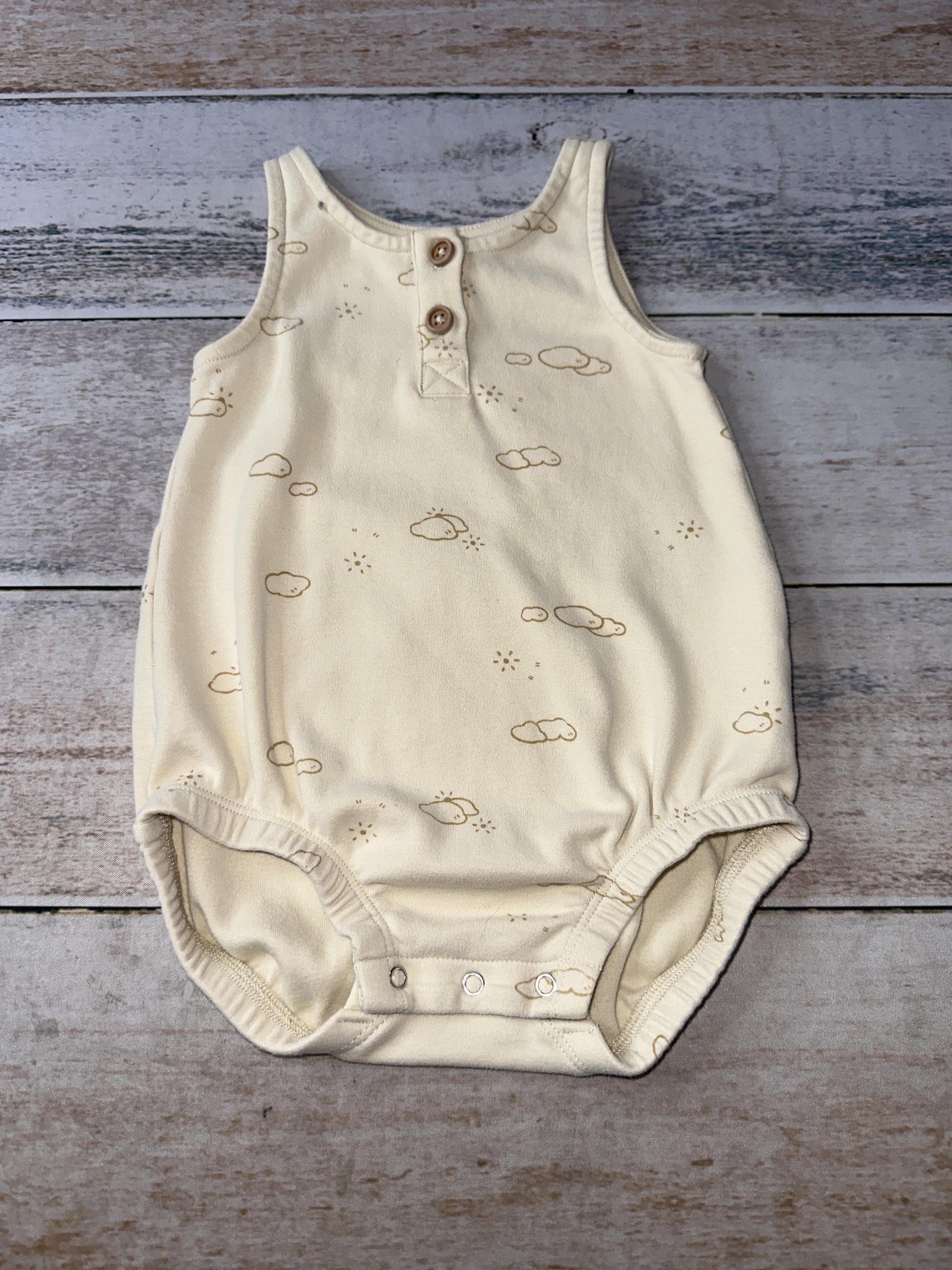 Quincy Mae Unisex Tan Romper Size: 6-12 months Tan