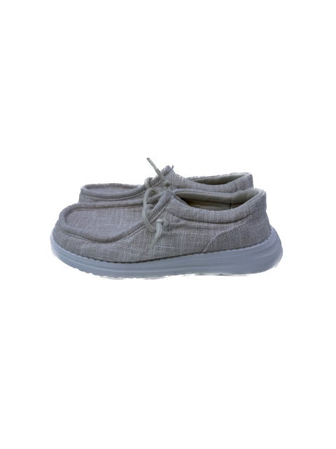 Unknown Boys Tan Shoes Size: 1.5-2 Youth (EU 33) Tan