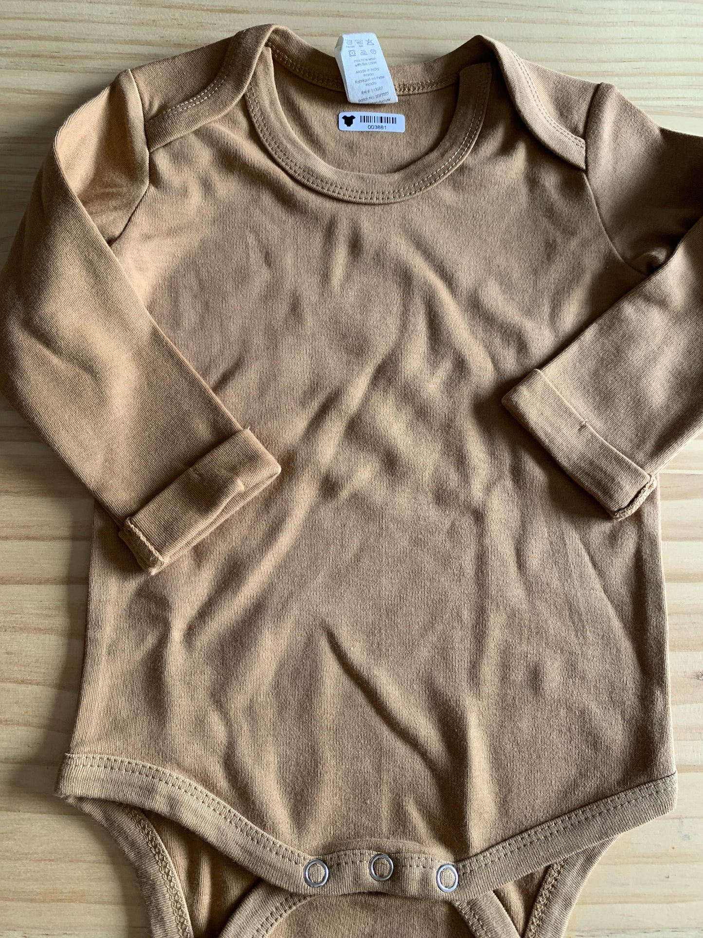 Kate Quinn Boys Tan Onesie Size: 12-18 months Tan