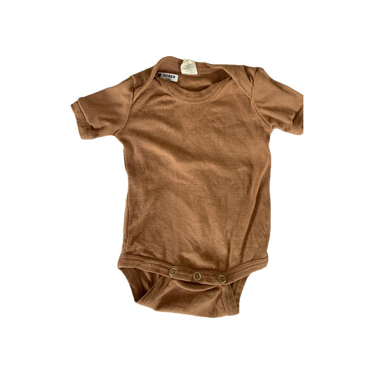Kate Quinn Unisex Tan Onesie Size: 0-3 months Tan