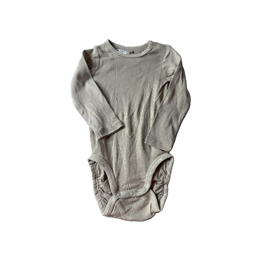 H&M Unisex Tan Onesie Size: 18 months Tan