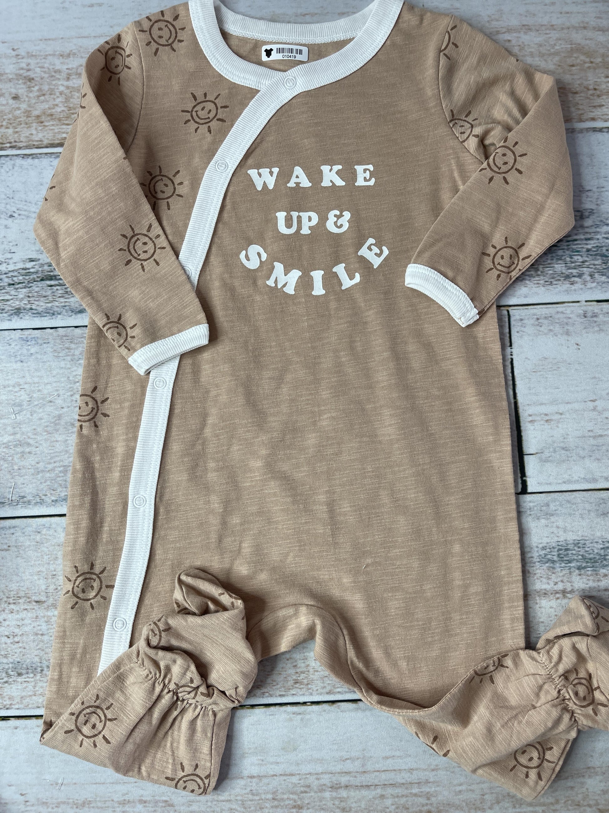 Mini Heroes Unisex Tan Pajamas Size: 3-6 months Tan