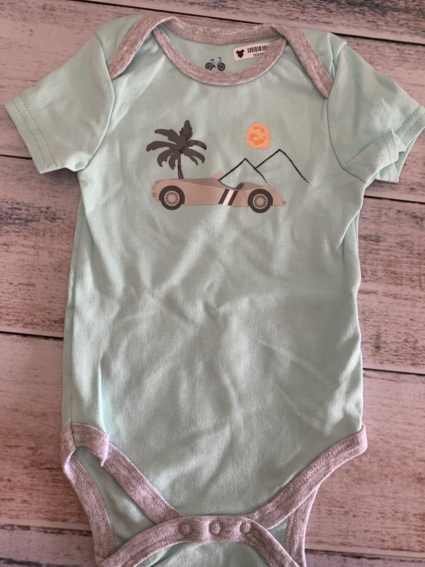 asher and olivia Boys Teal | Grey Onesie Size: 6 months Teal | Grey