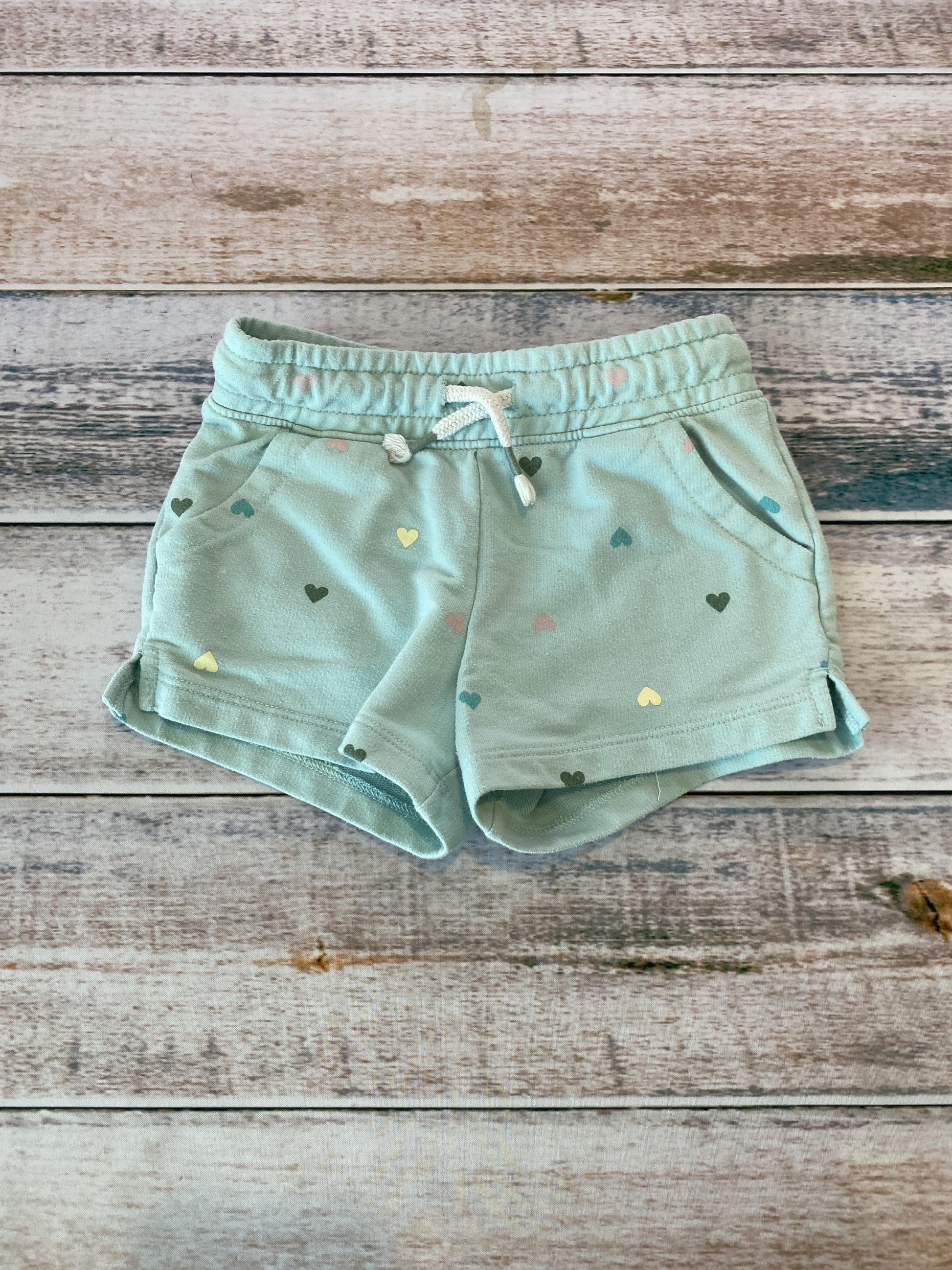 Cat & Jack Girls Teal | Hearts Shorts Size: 5 Teal | Hearts