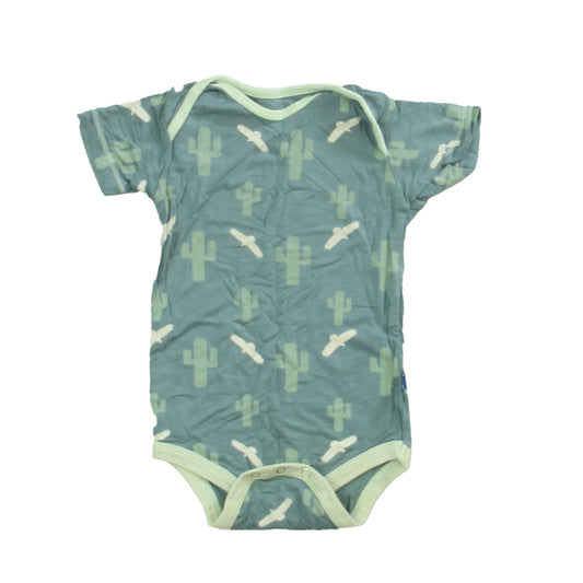 Kickee Pants Boys Teal | Ivory Birds Onesie Size: 3-6 Months Teal | Ivory Birds