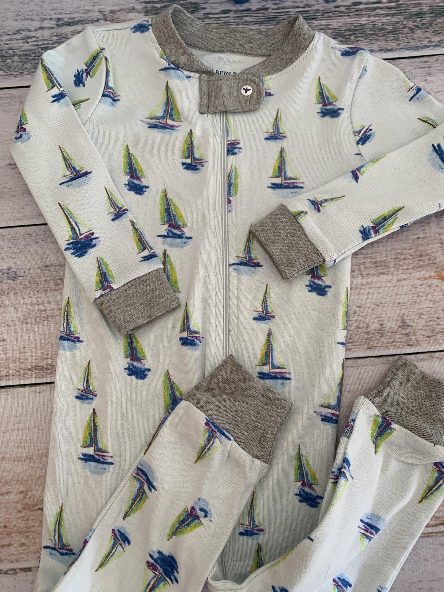 Burt's Bees Boys Teal | Mint | Boats Pajamas Size: 12M Teal | Mint | Boats