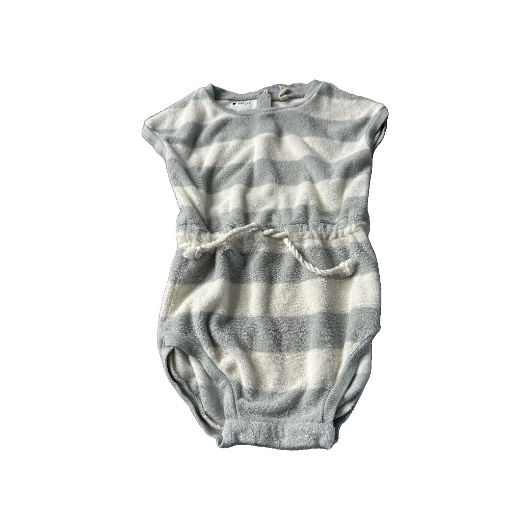 Quincy Mae Girls Teal | White | Stripe Romper Size: 18-24 months Teal | White | Stripe
