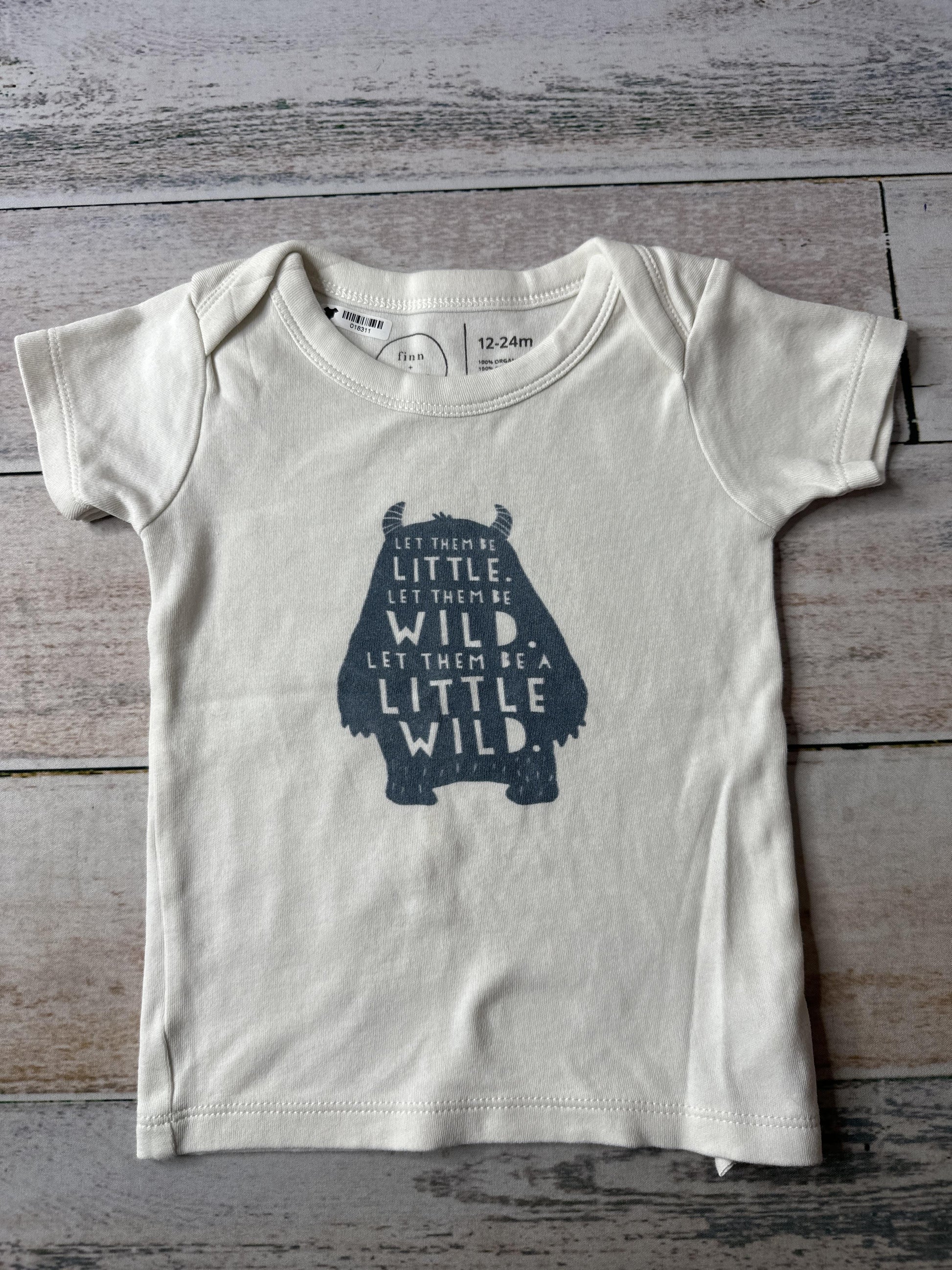 Finn + Emma Boys Text T-Shirt Size: 12-18 months Text