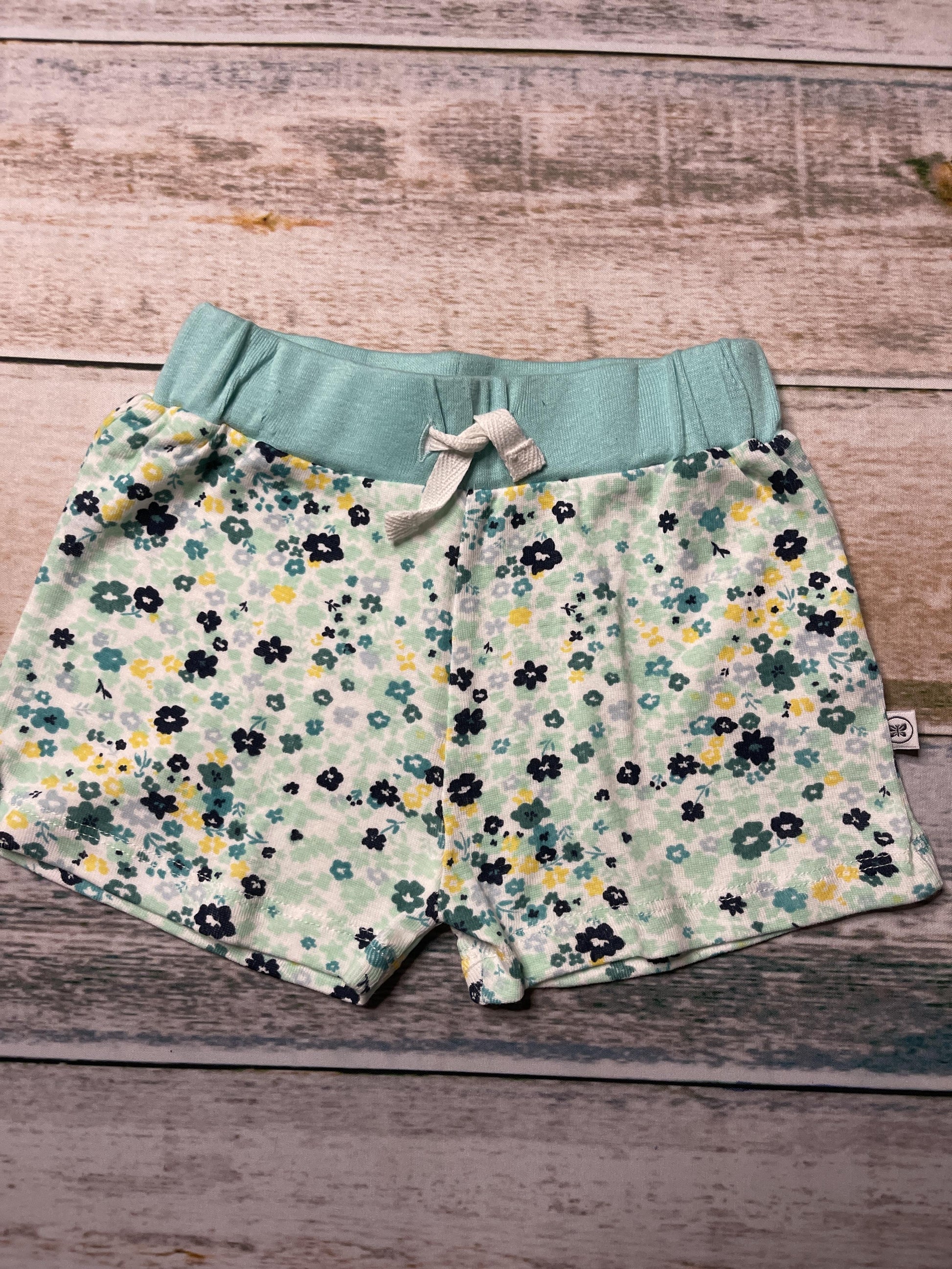 Honest co Girls Turquoise | Light Blue | White | Yellow Shorts Size: 12 months Turquoise | Light Blue | White | Yellow