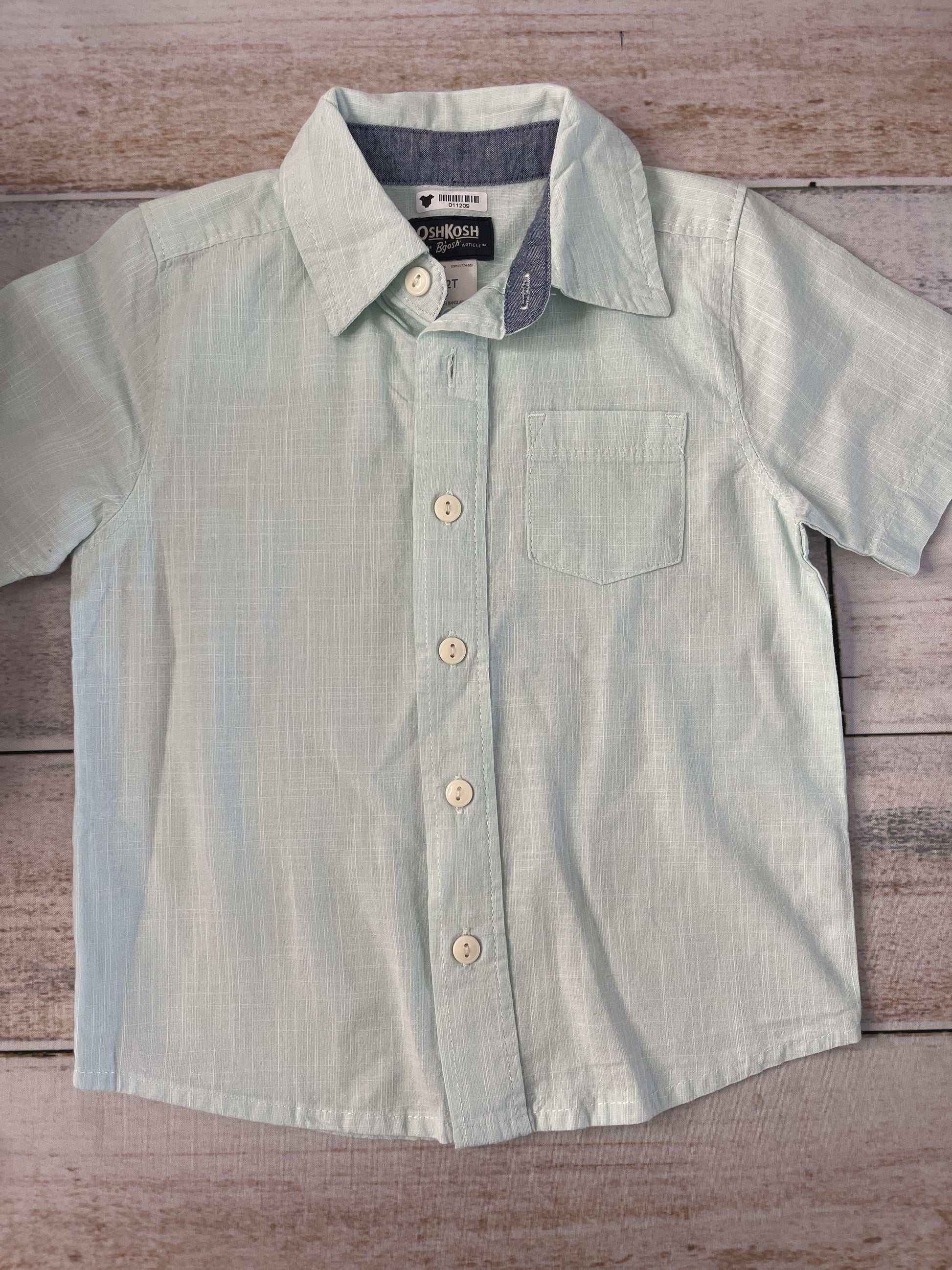 OshKosh Boys Turquoise | Light Blue Button Down Short Sleeve Size: 2T Turquoise | Light Blue