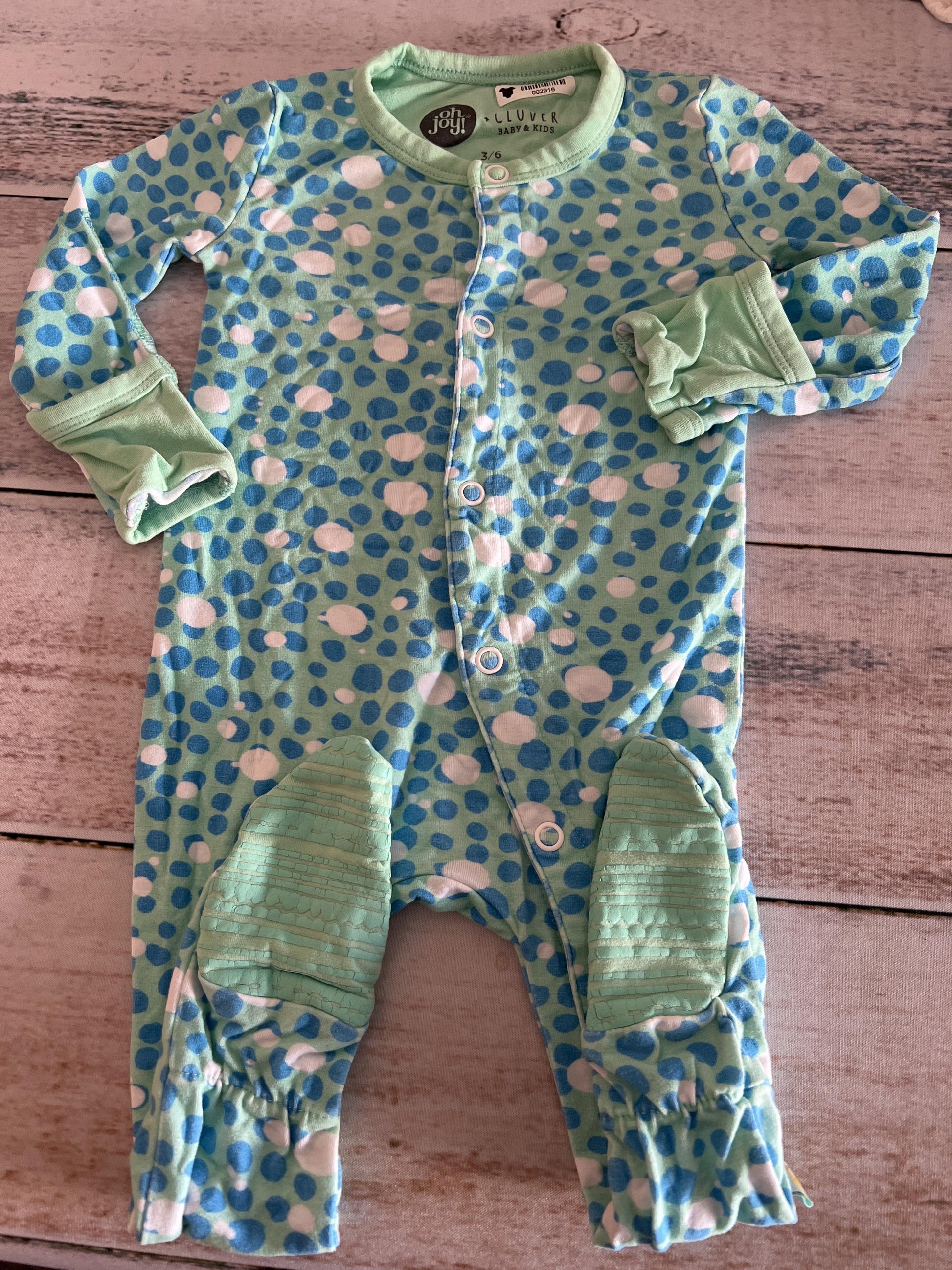 Clover Baby & Kids Unisex Turquoise | White | Light Blue Pajamas Size: 3-6 months Turquoise | White | Light Blue