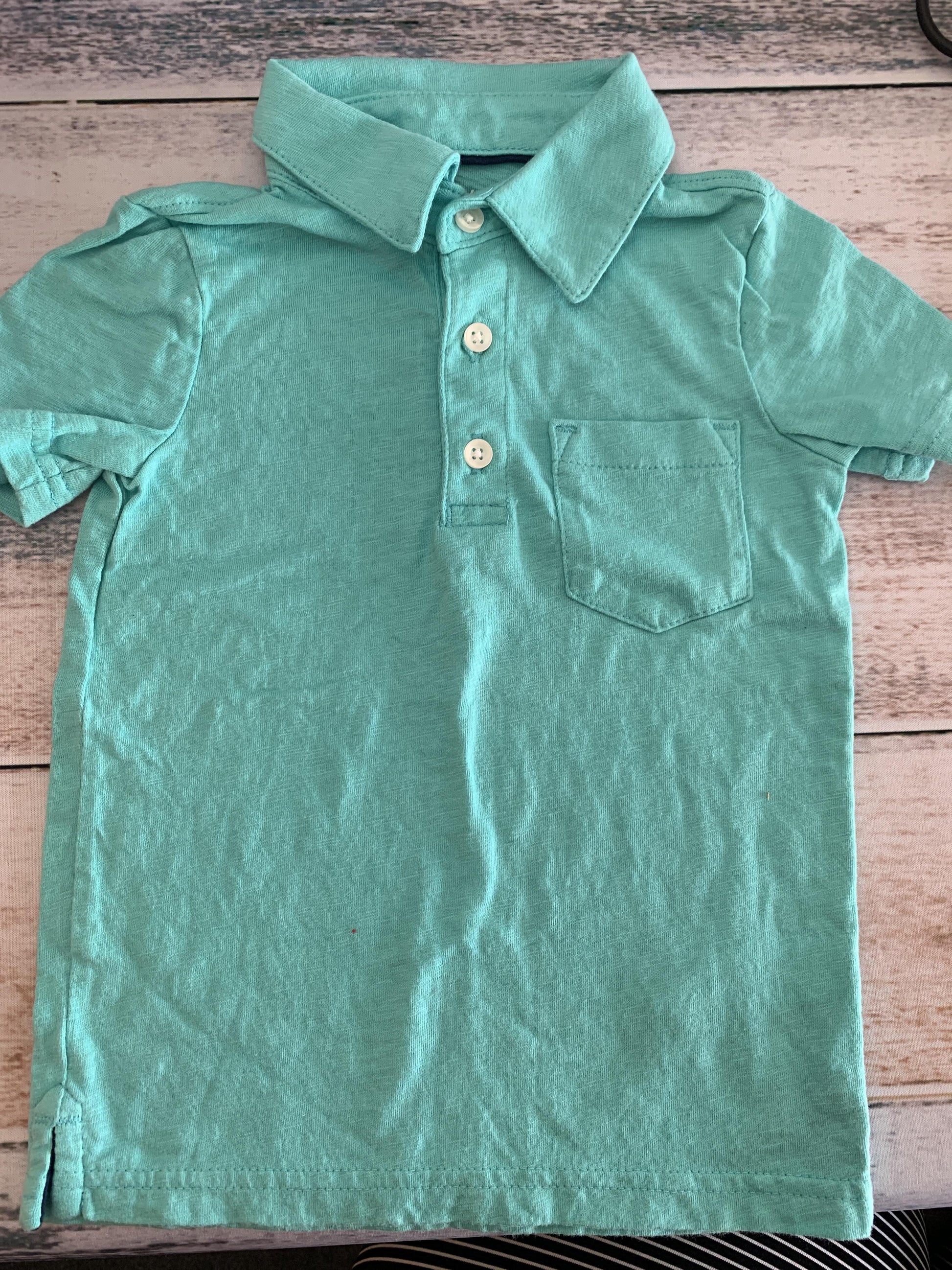Carters Boys Turquoise Shirt Size: 2T Turquoise