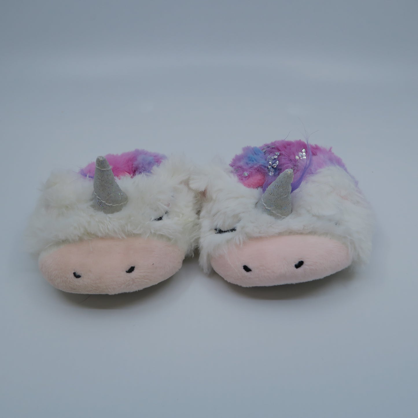 Unknown Brand Girls Unicorn Slippers Size: 2 Infant Unicorn