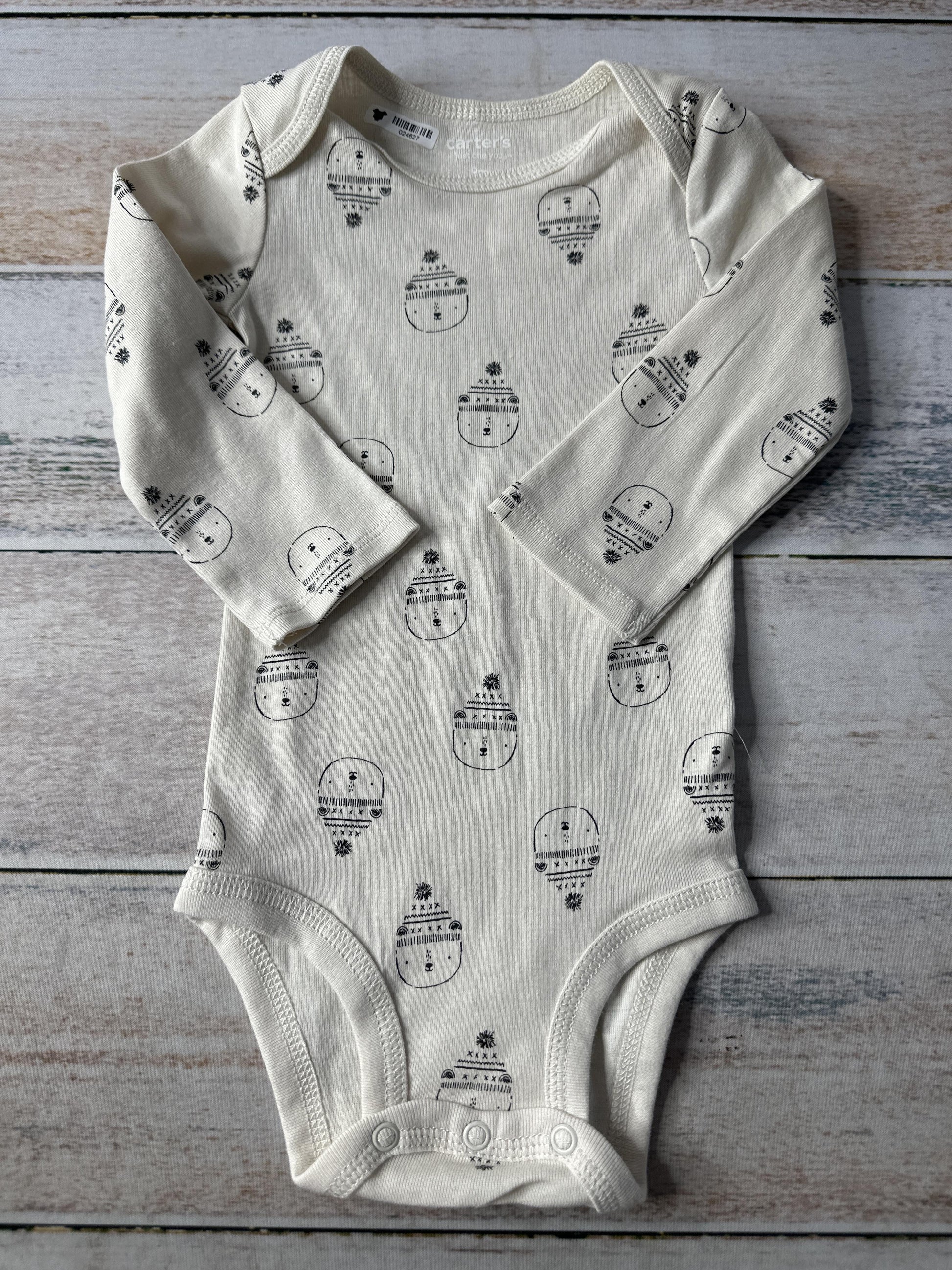 Carters Unisex whales Onesie Size: 6-9 months whales