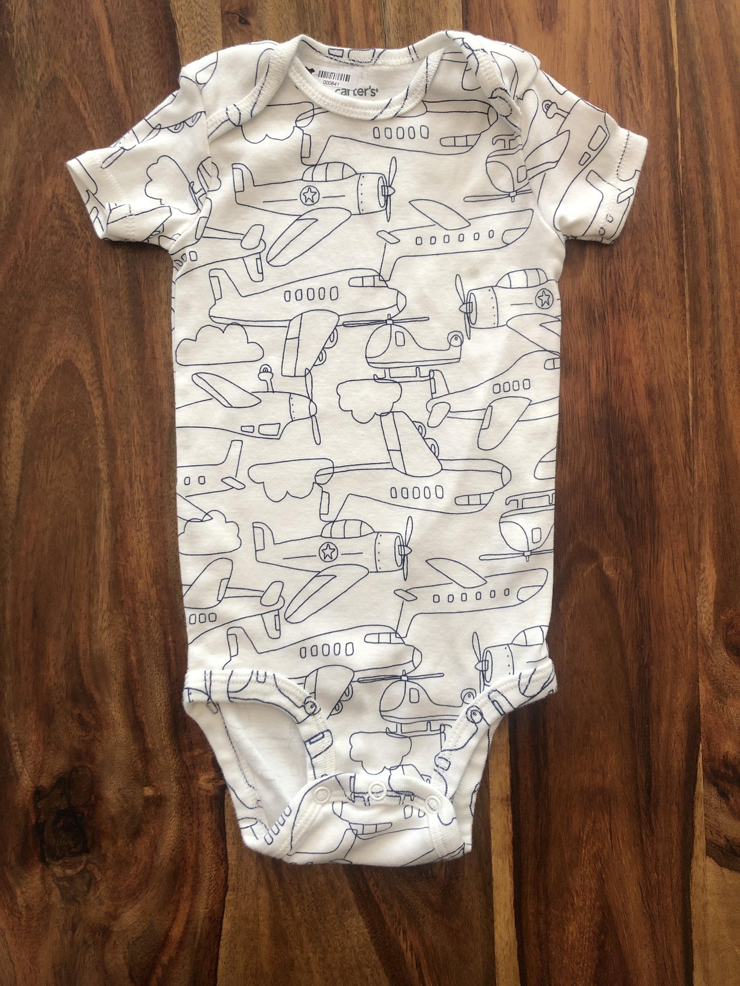 Carters Boys White | airplanes Onesie Size: 12 months White | airplanes