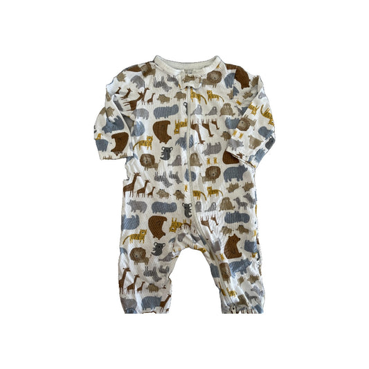 Carters Boys White | animals Pajamas Size: 6 months White | animals