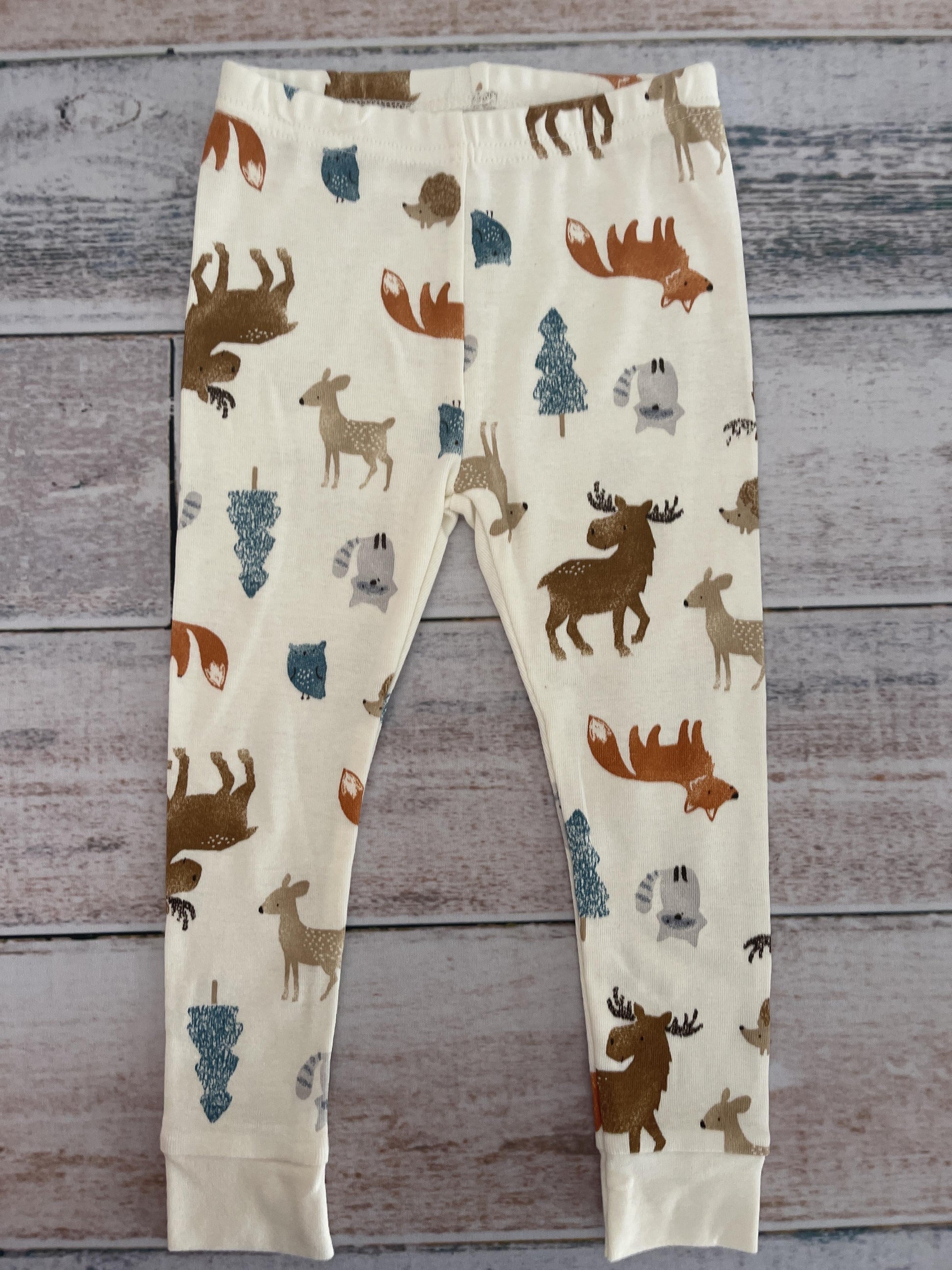 Carters Unisex White | animals Pajamas Size: 18 months White | animals