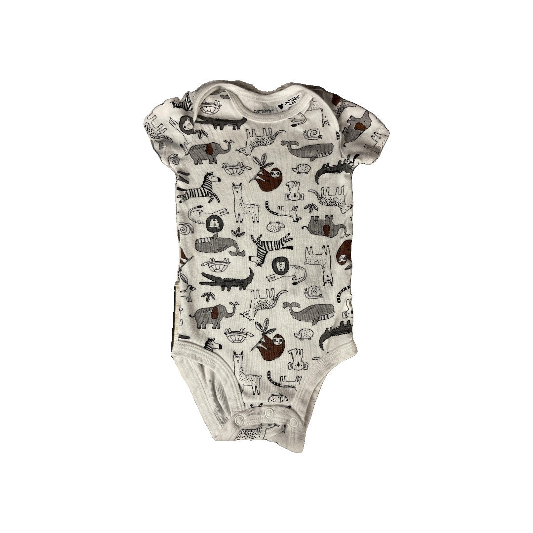 Carters Boys White | animals Onesie Size: 6 months White | animals