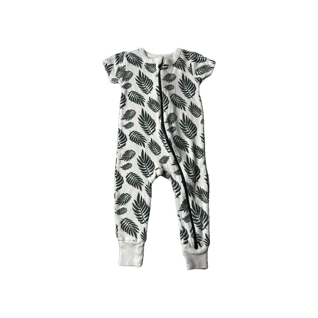 Parade Unisex White | Black | Leaves Romper Size: 12-18 months White | Black | Leaves