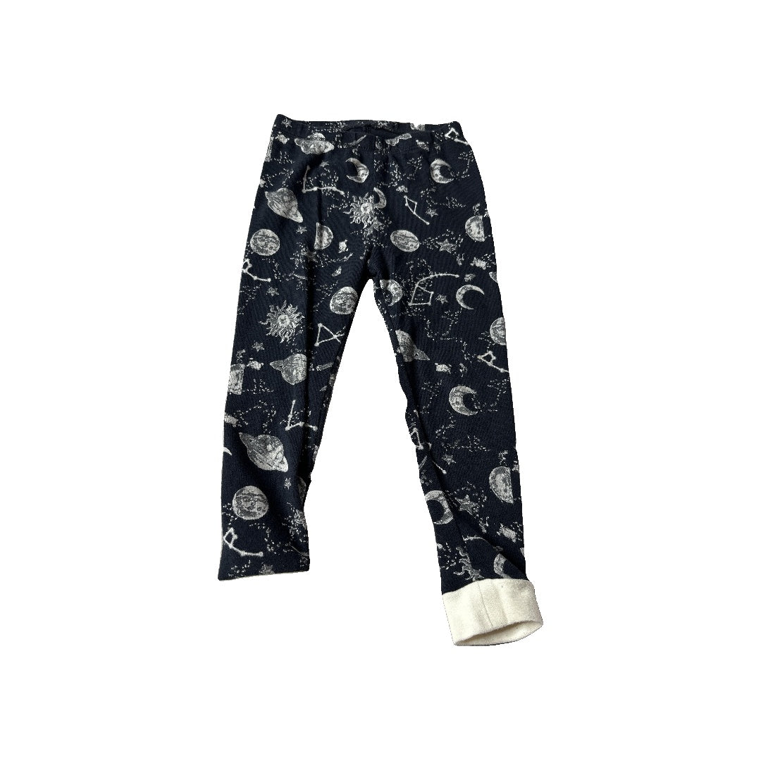 Burt's Bees Unisex White | Black | Space Pajamas Size: 3T White | Black | Space