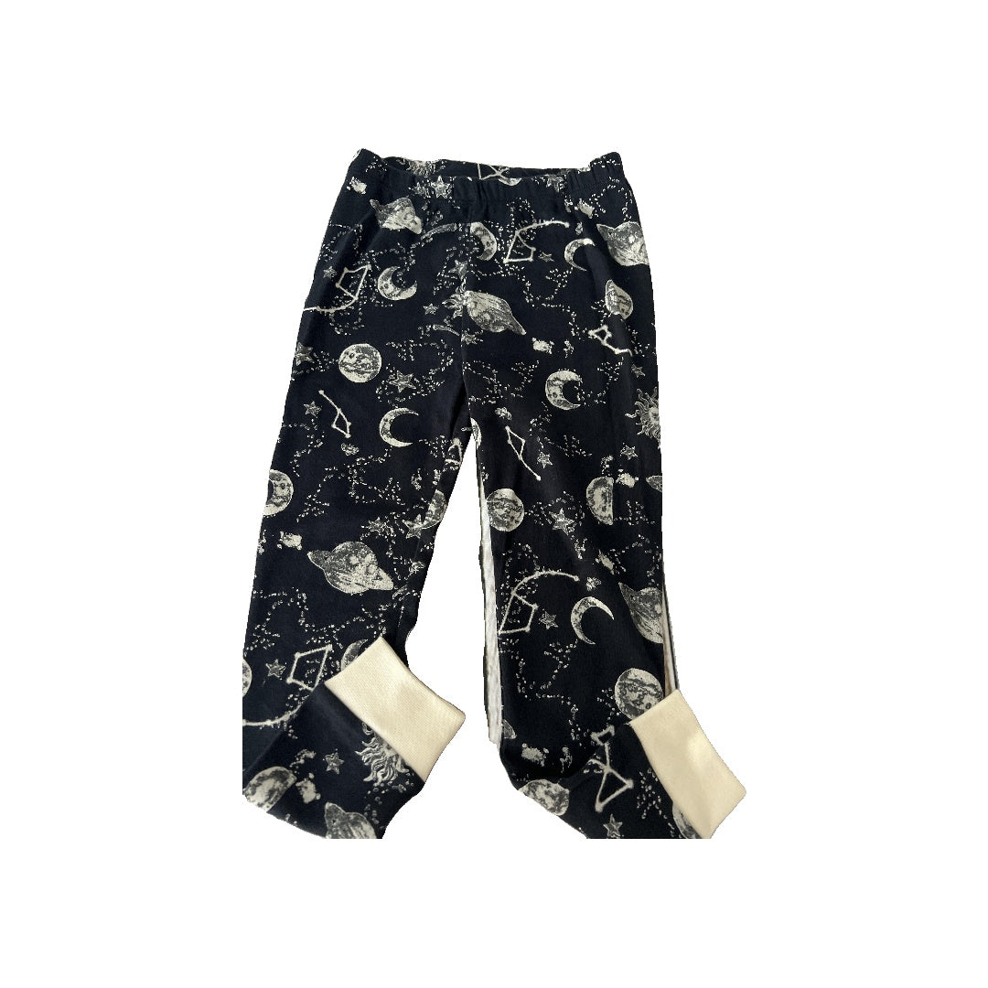 Burt's Bees Unisex White | Black | Space Pajamas Size: 4T White | Black | Space