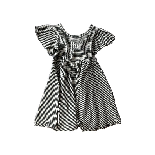 City Mouse Girls White | Black Button Down Short Sleeve Size: 2T White | Black