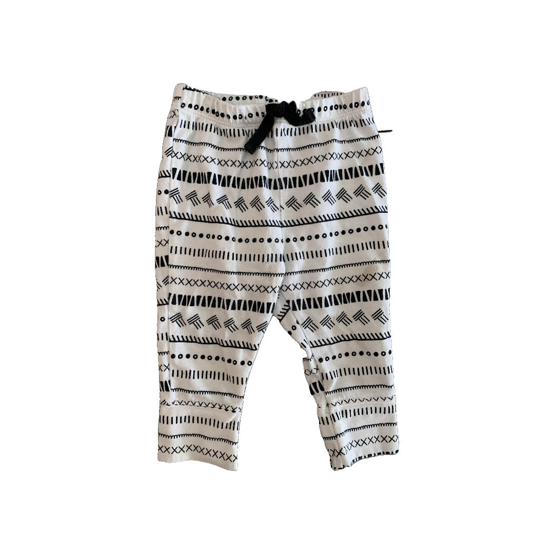 Cat & Jack Unisex White | Black Pants Size: 6-9 months White | Black