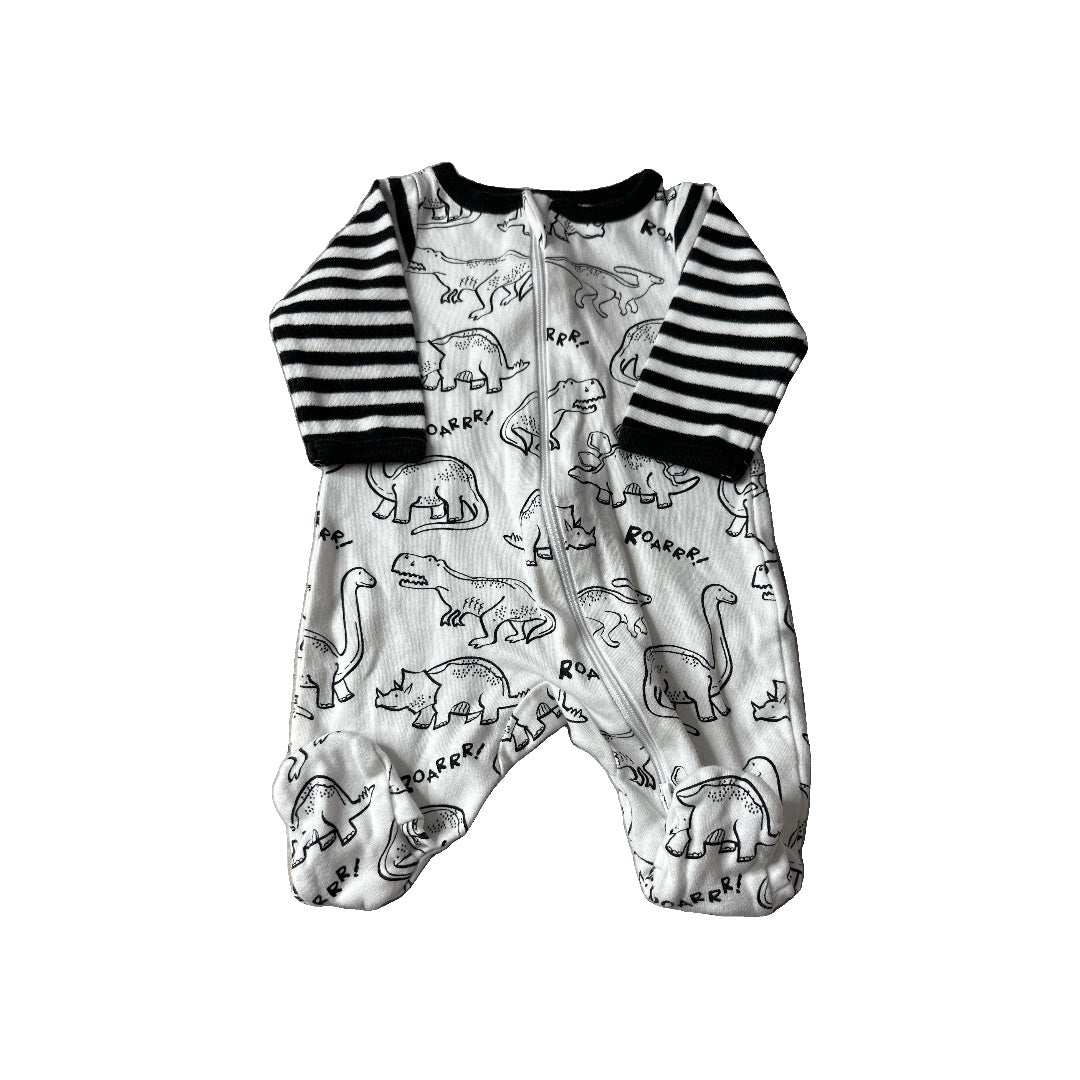 WonderNation Boys White | Black Pajamas Size: Newborn White | Black