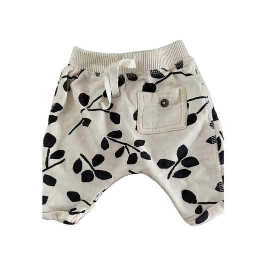 Oliver & Rain Girls White | Black Pants Size: Newborn White | Black