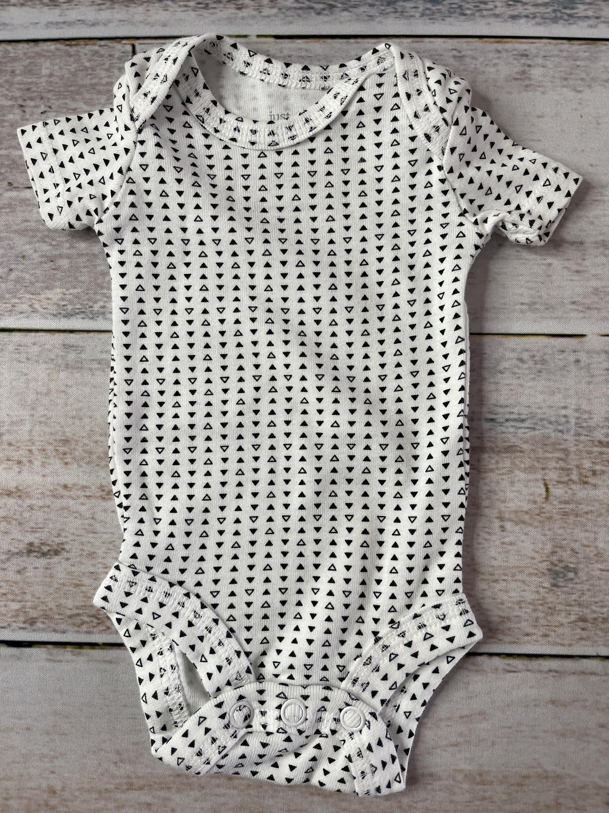 Carters Girls White | Black Onesie Size: Preemie White | Black