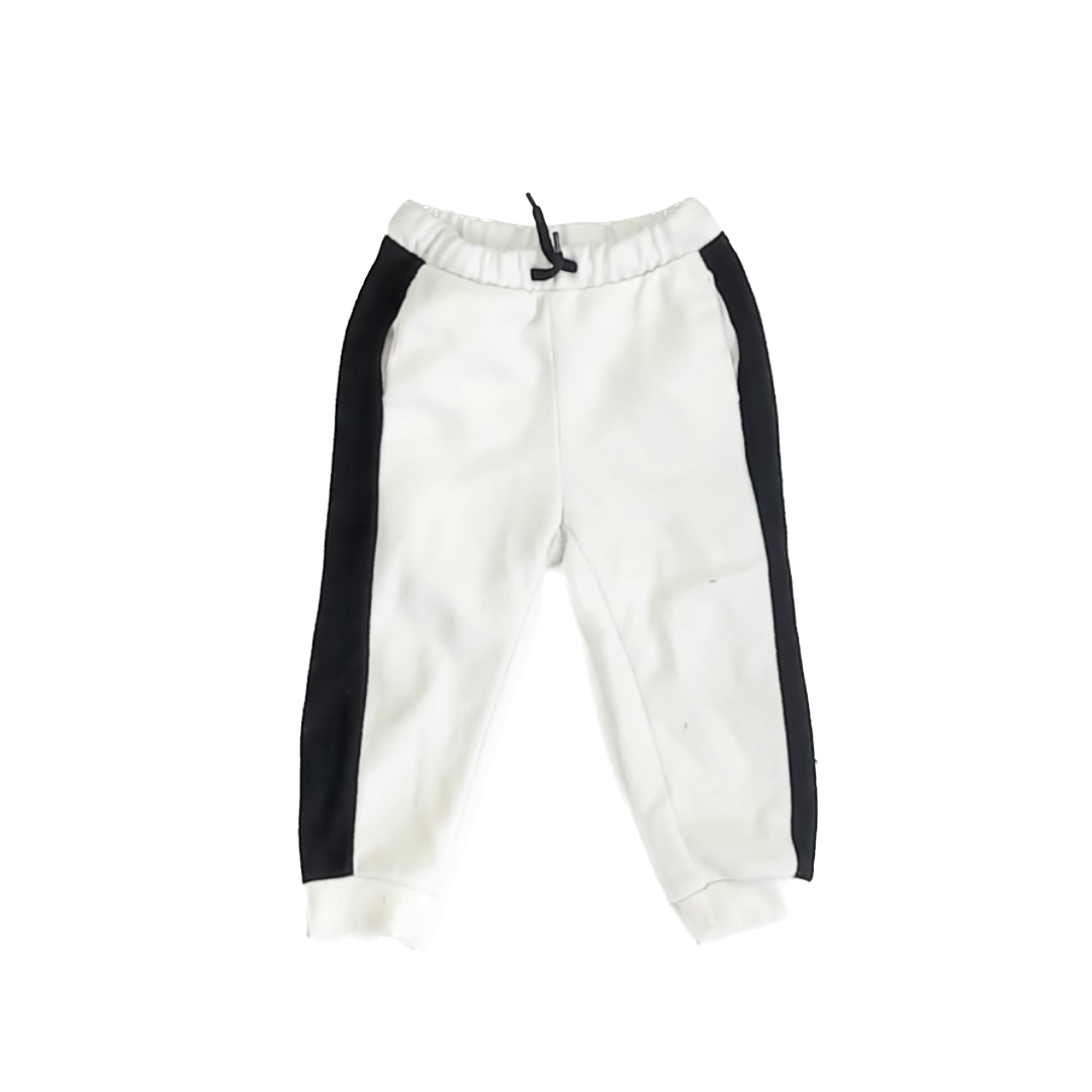 Old Navy Boys White | Black Casual Pants Size: 2T White | Black