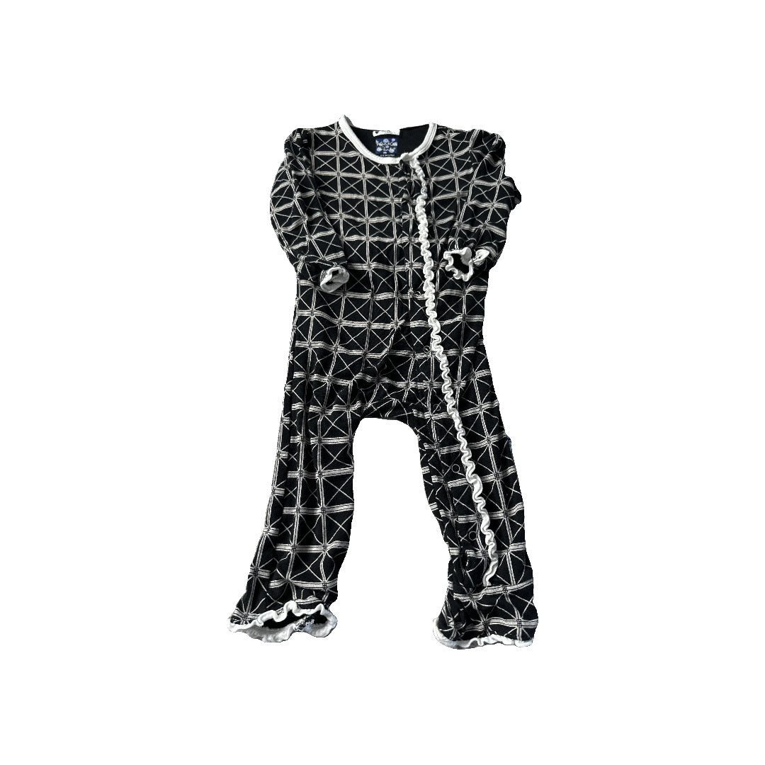 KicKee Pants Boys White | Black Pajamas Size: 6-9 months White | Black