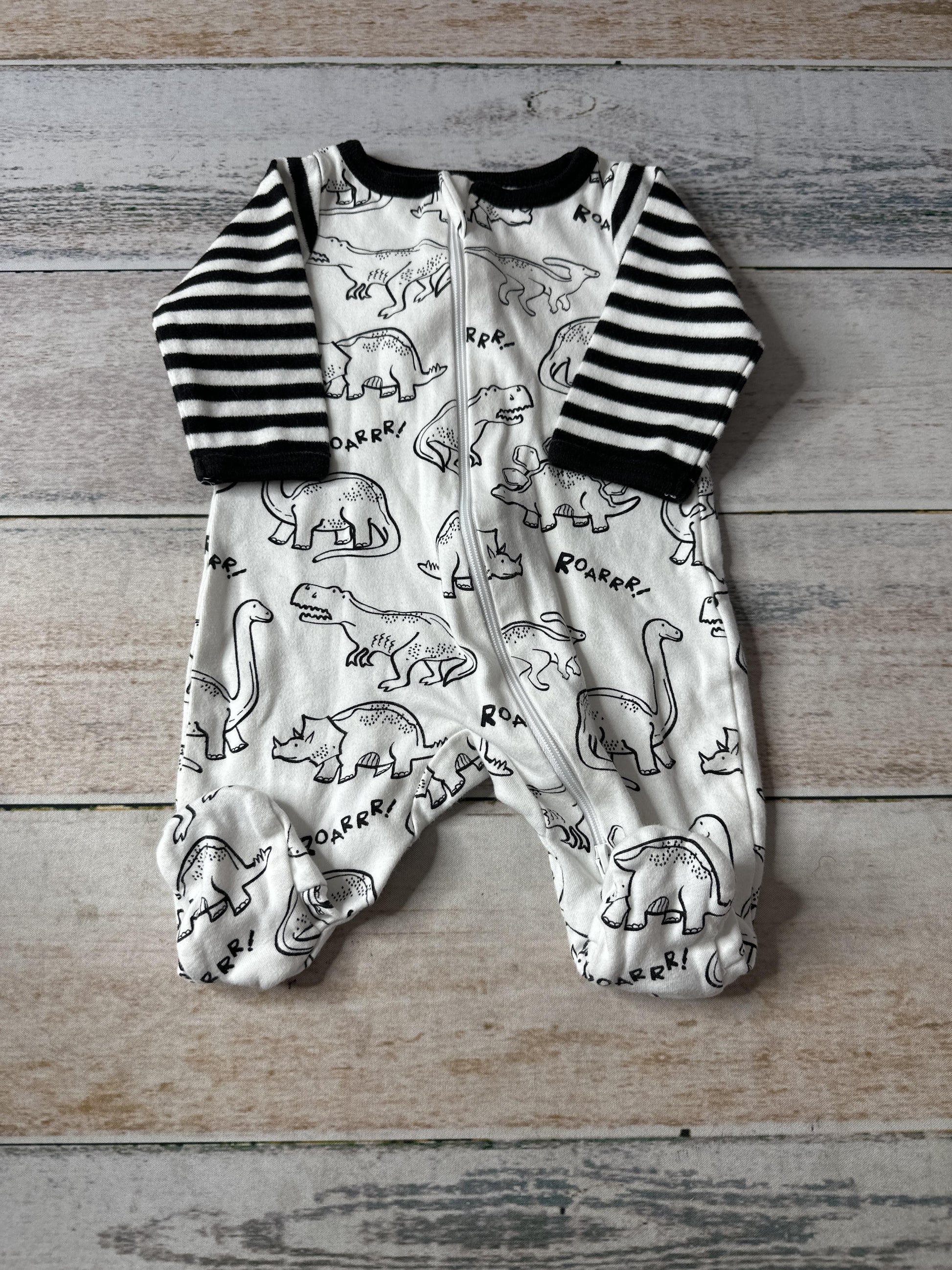 WonderNation Boys White | Black Pajamas Size: Newborn White | Black