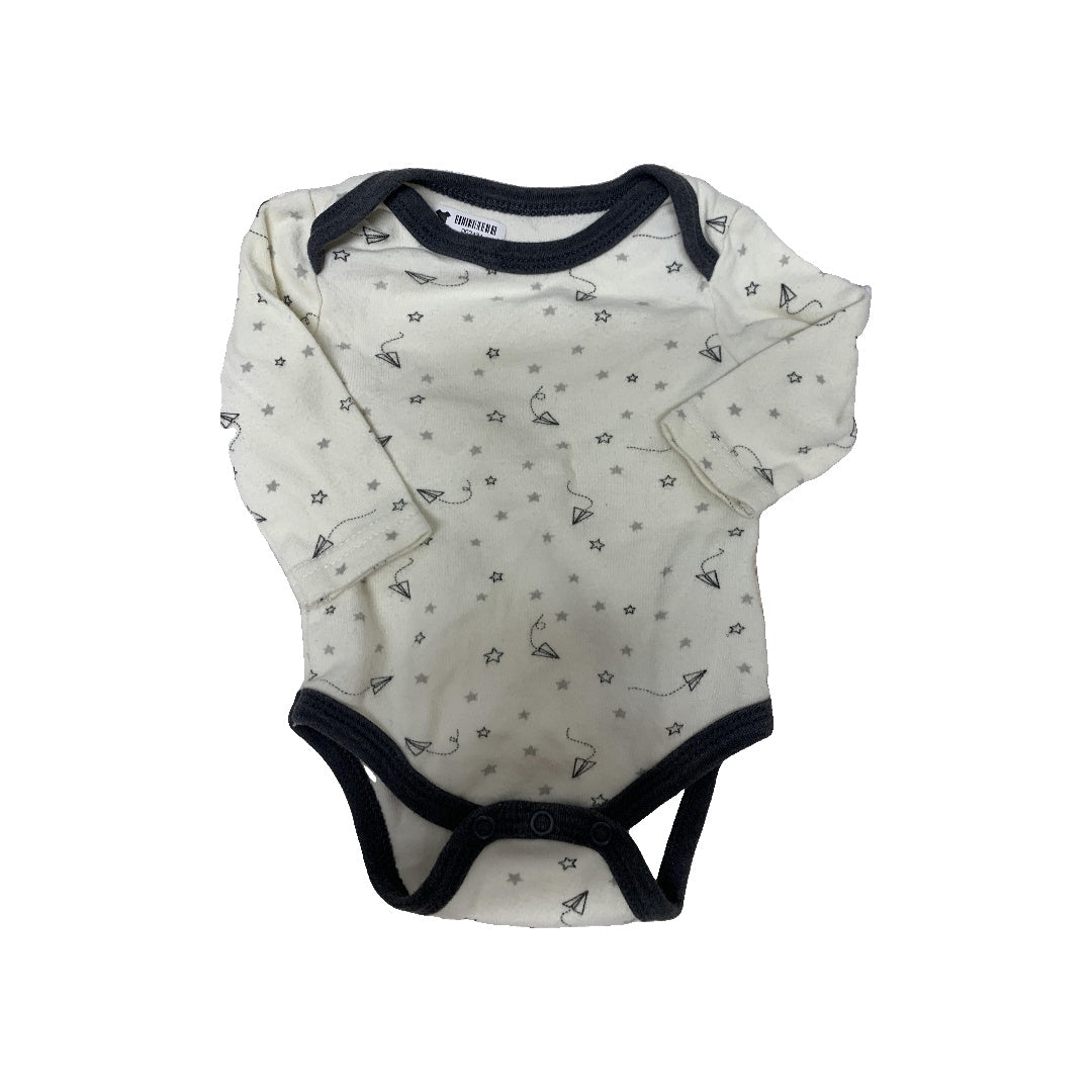 OshKosh Unisex White | Black Onesie Size: 18 months White | Black
