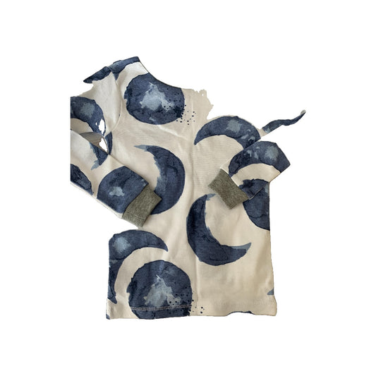 Burt's Bees Unisex White | Blue | Space Pajamas Size: 2T White | Blue | Space