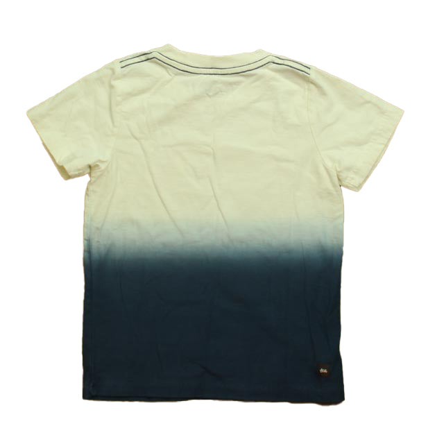 Tea Boys White | Blue T-Shirt Size: 4T