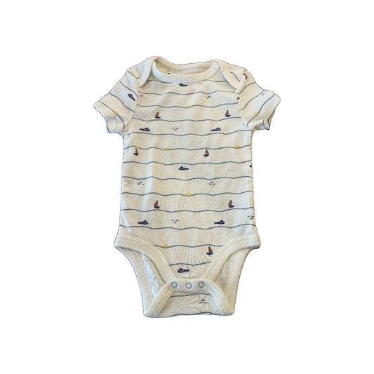 Cloud Island Boys White | Boats Onesie Size: 6-9 months White | Boats