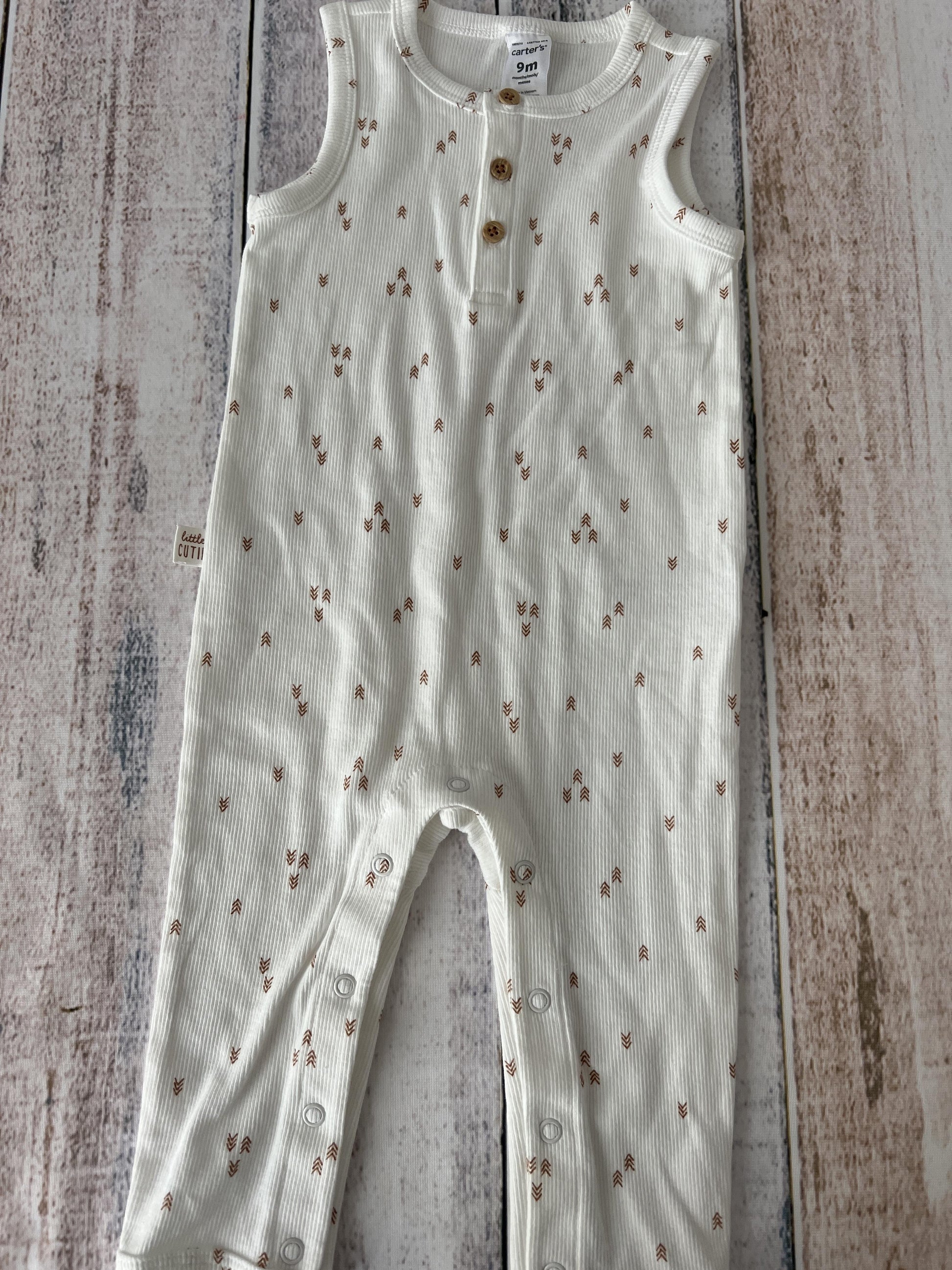 Carters Boys White | Brown | Pattern Romper Size: 9 months White | Brown | Pattern