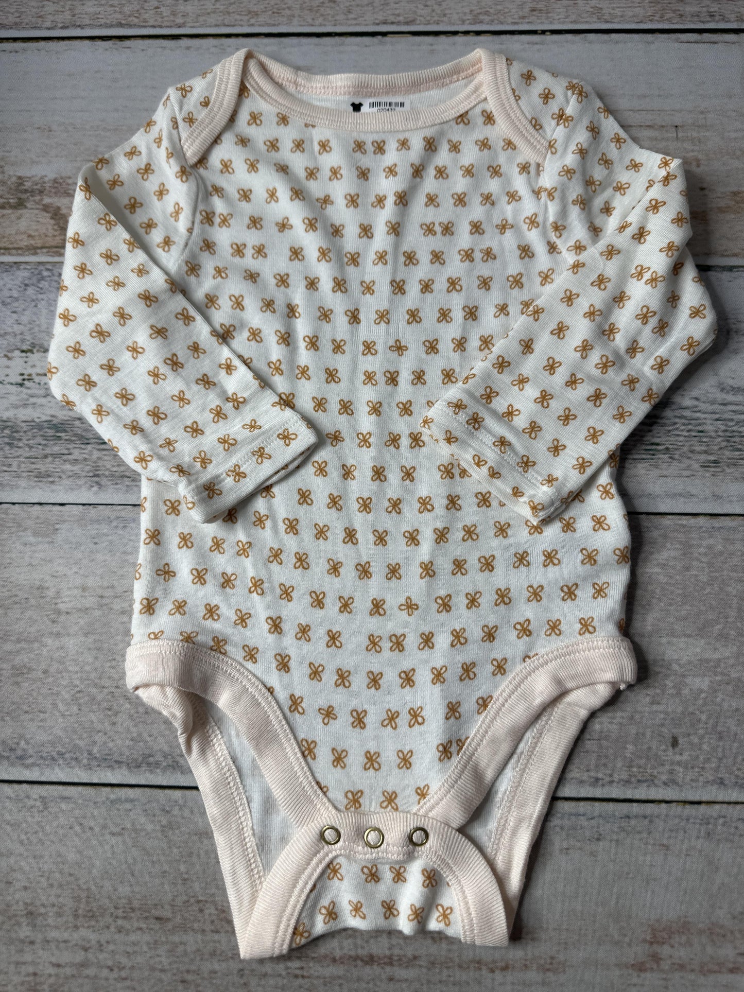 Cloud Island Unisex White | Brown Onesie Size: 6-9 months White | Brown